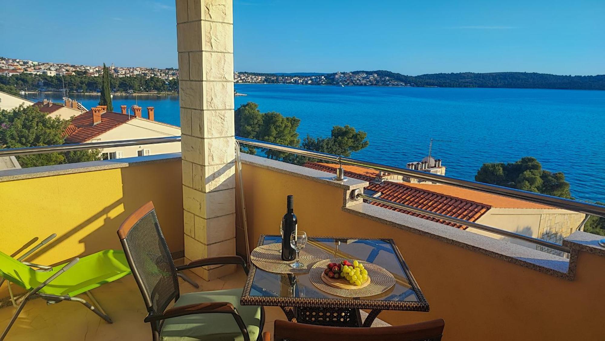 Villa Penava, Private Beach, Pool And 7Min To Трогир Номер фото