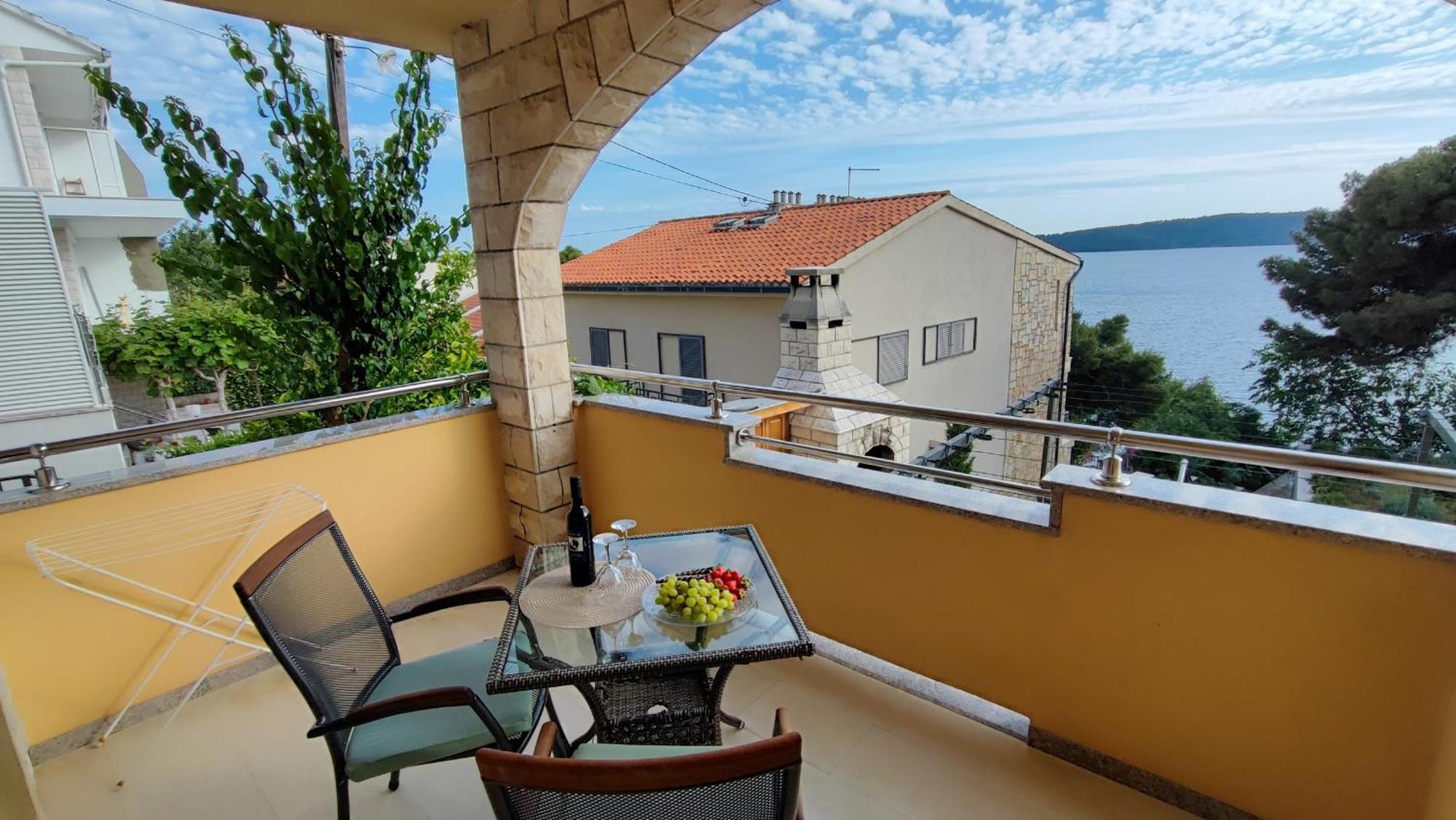 Villa Penava, Private Beach, Pool And 7Min To Трогир Номер фото
