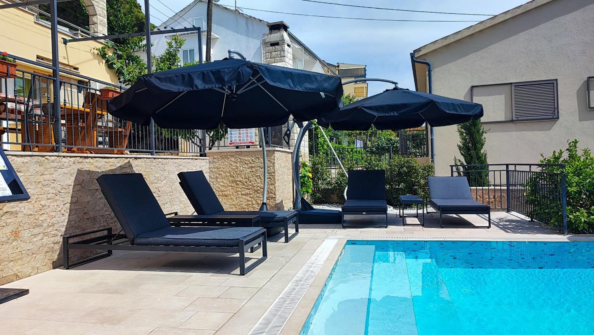 Villa Penava, Private Beach, Pool And 7Min To Трогир Экстерьер фото